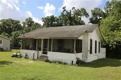 706 NW 3rd Street Mulberry FL 33860
