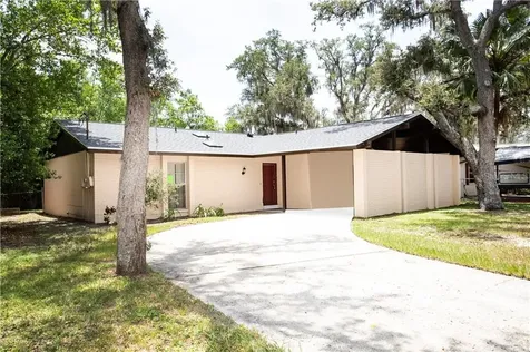 4907 E Okara Road Tampa FL 33617