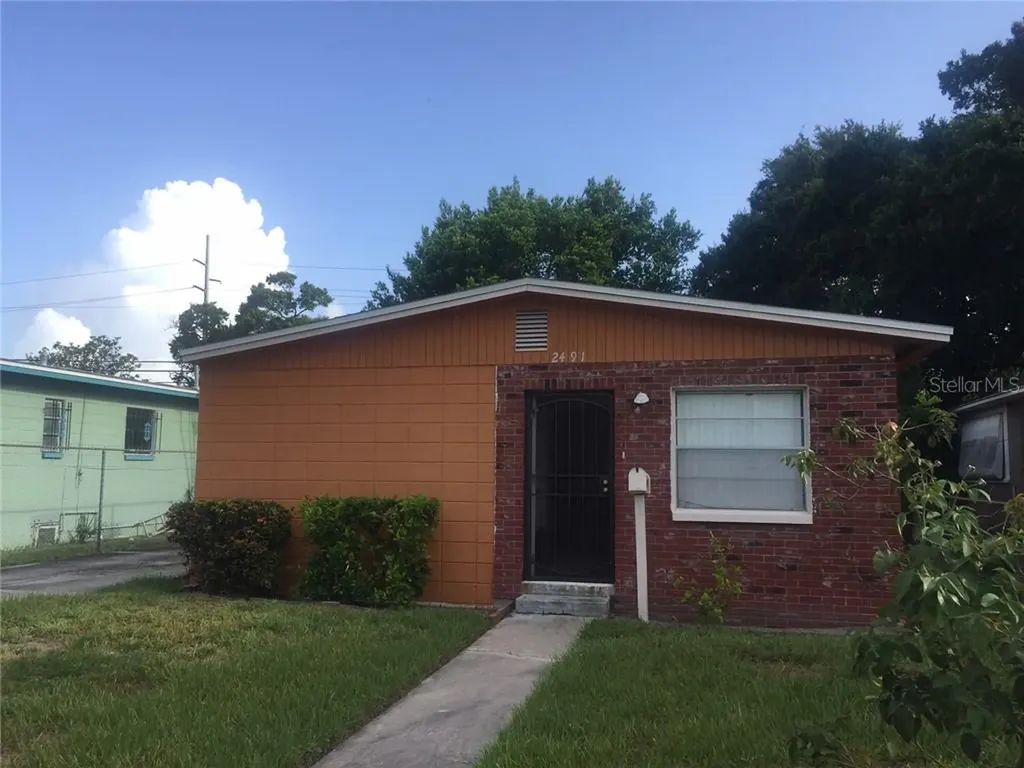 2491 16th Avenue S St Petersburg FL 33712
