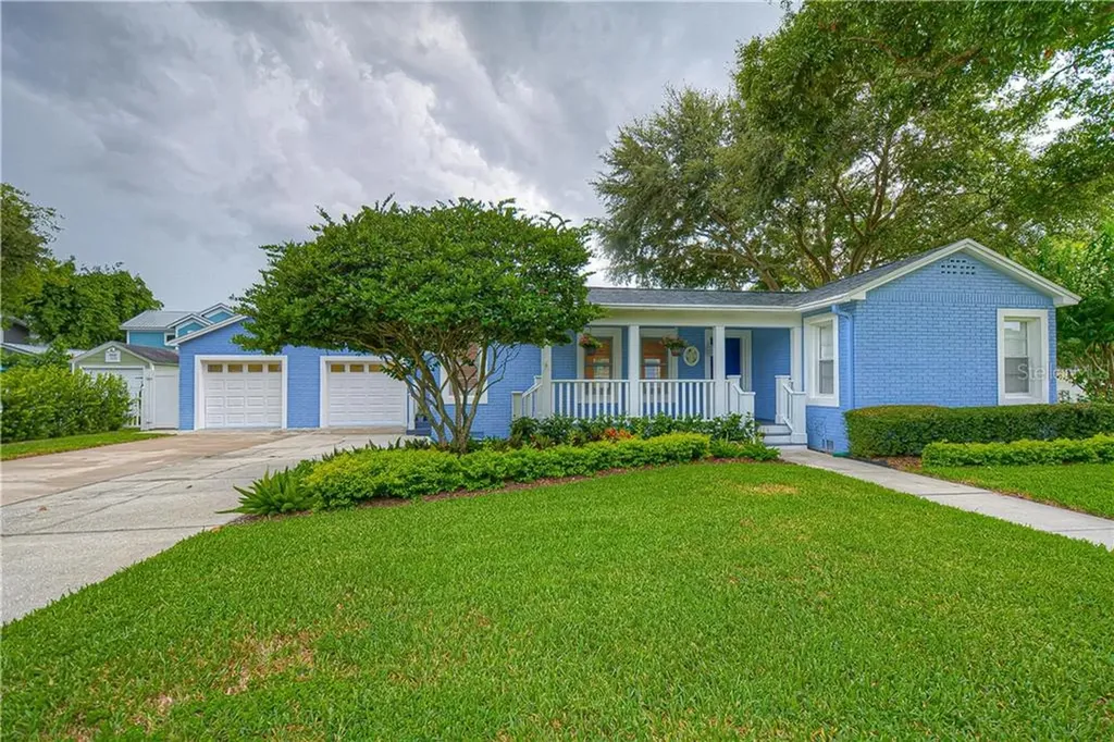 3924 W Santiago Street Tampa FL 33629