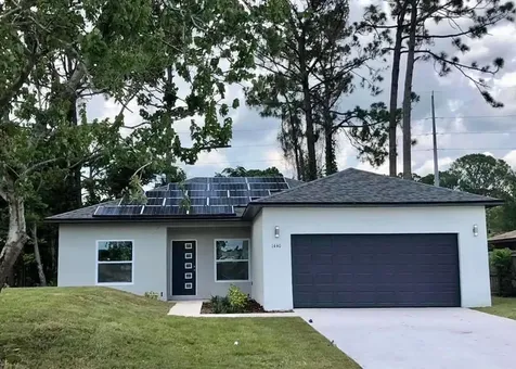 2880 Fontainebleau Avenue SE Palm Bay FL 32909
