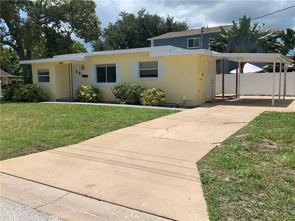 6501 Emerson Avenue S St Petersburg FL 33707