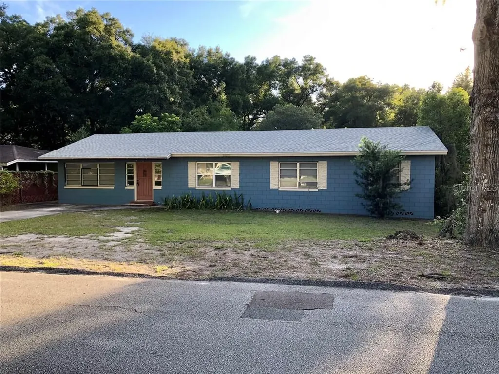 830 N Tuxedo Avenue Deland FL 32724