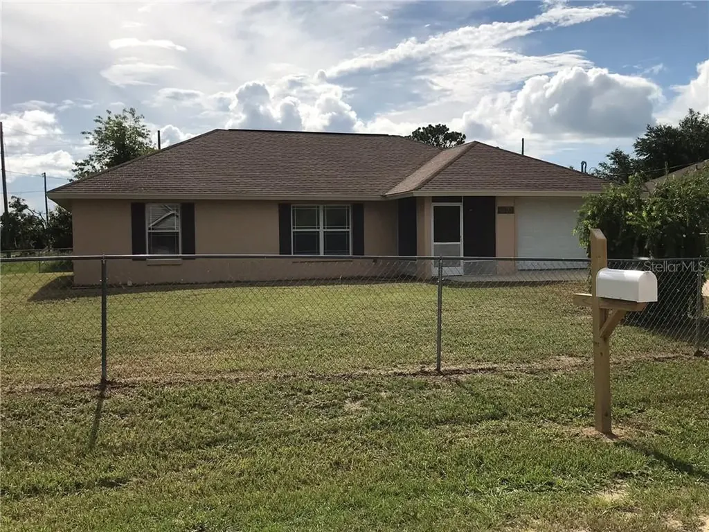 12490 SE 105th Court Belleview FL 34420