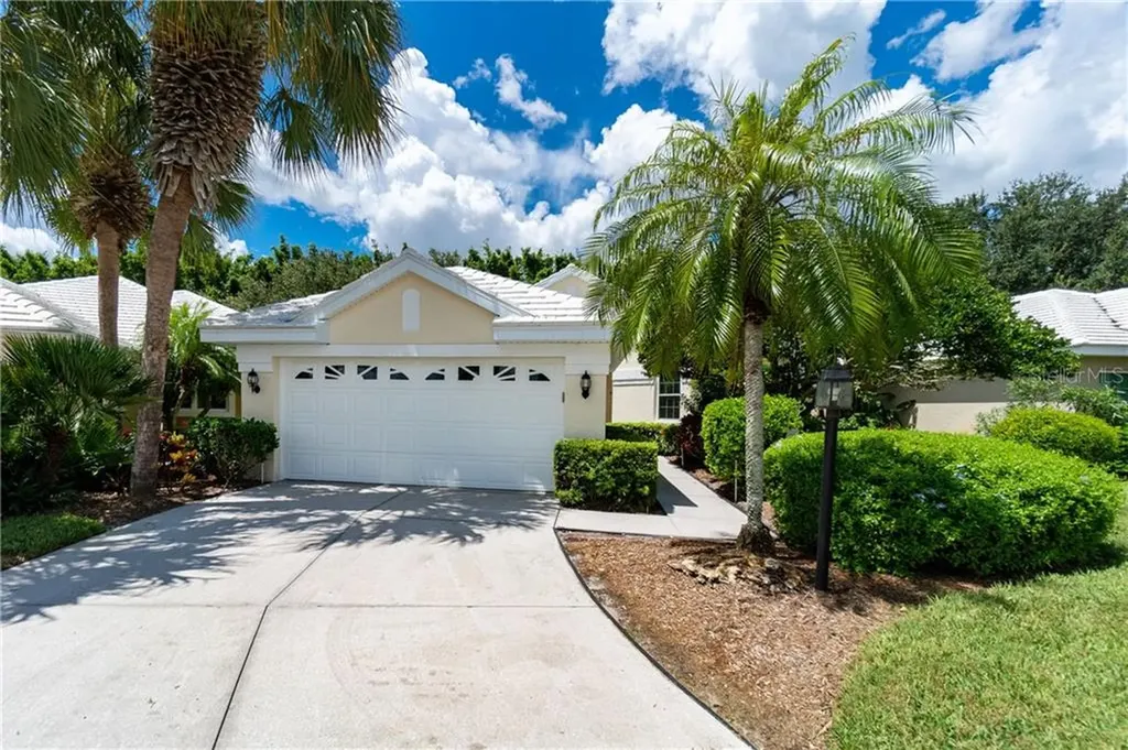 562 Fallbrook Drive Venice FL 34292