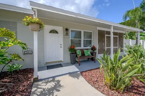 3202 W Leila Avenue Tampa FL 33611