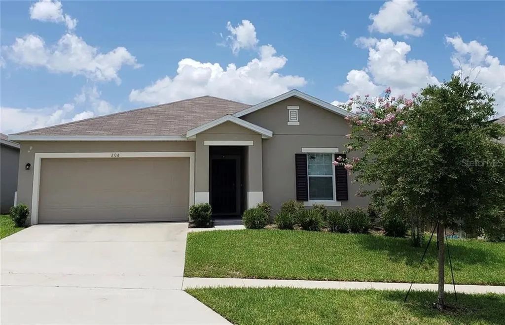 208 Tanager Street Haines City FL 33844