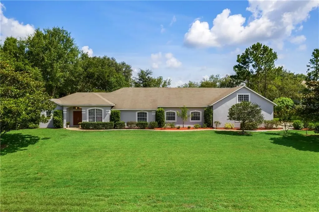 8421 Bailey Drive Clermont FL 34711
