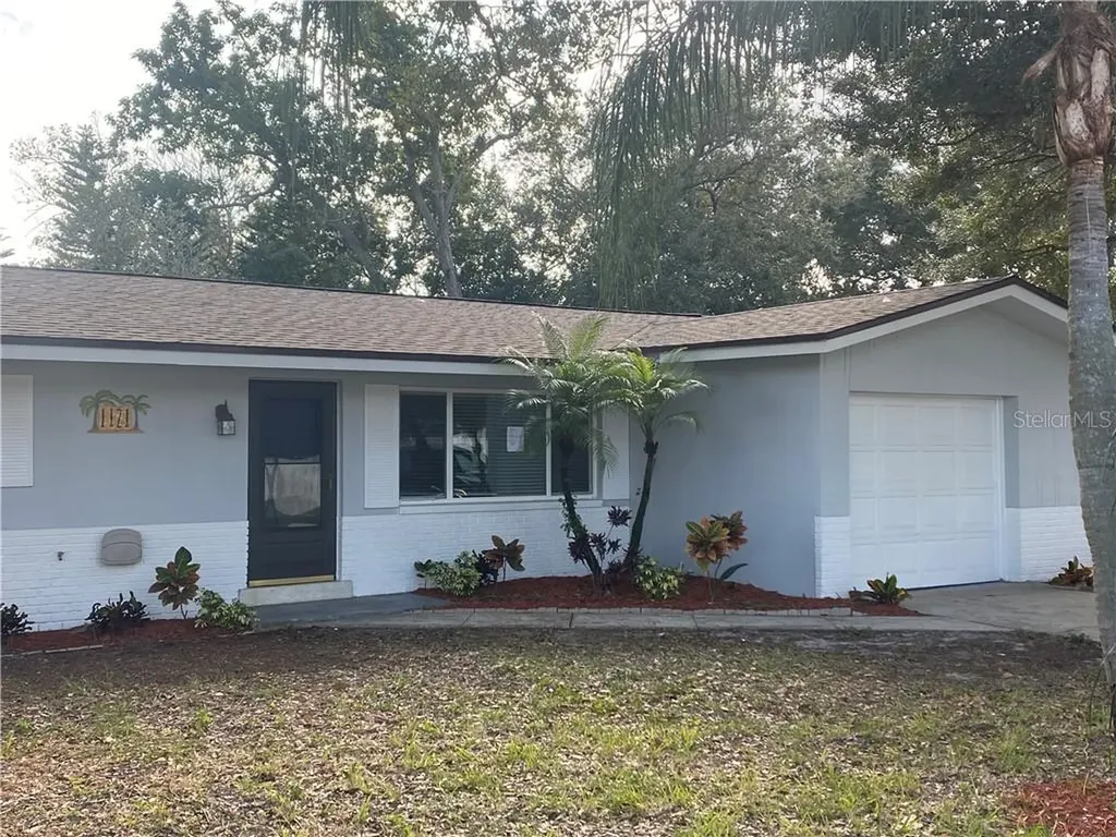 1121 Woodbrook Drive S Largo FL 33770