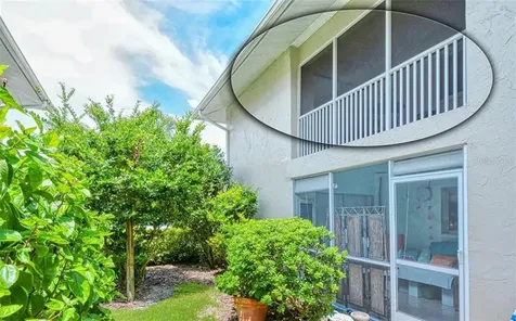 2121 Wood Street Sarasota FL 34237