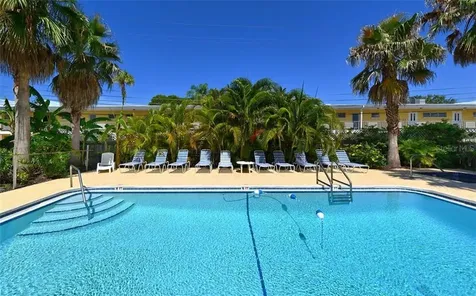 2121 Wood Street Sarasota FL 34237