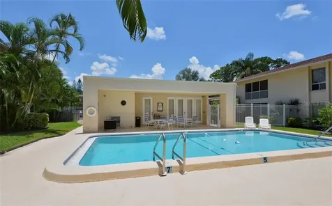 2121 Wood Street Sarasota FL 34237