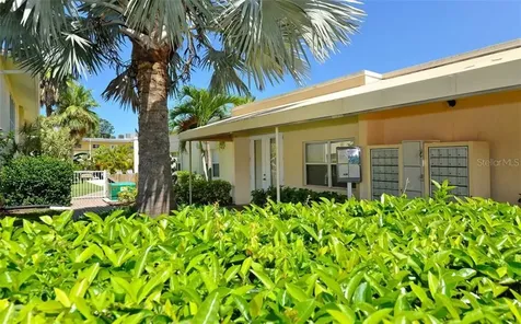 2121 Wood Street Sarasota FL 34237