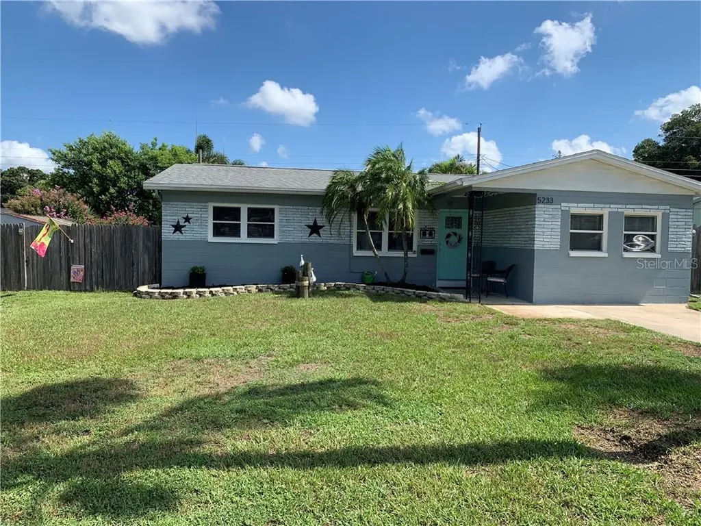 5233 29th Avenue N St Petersburg FL 33710