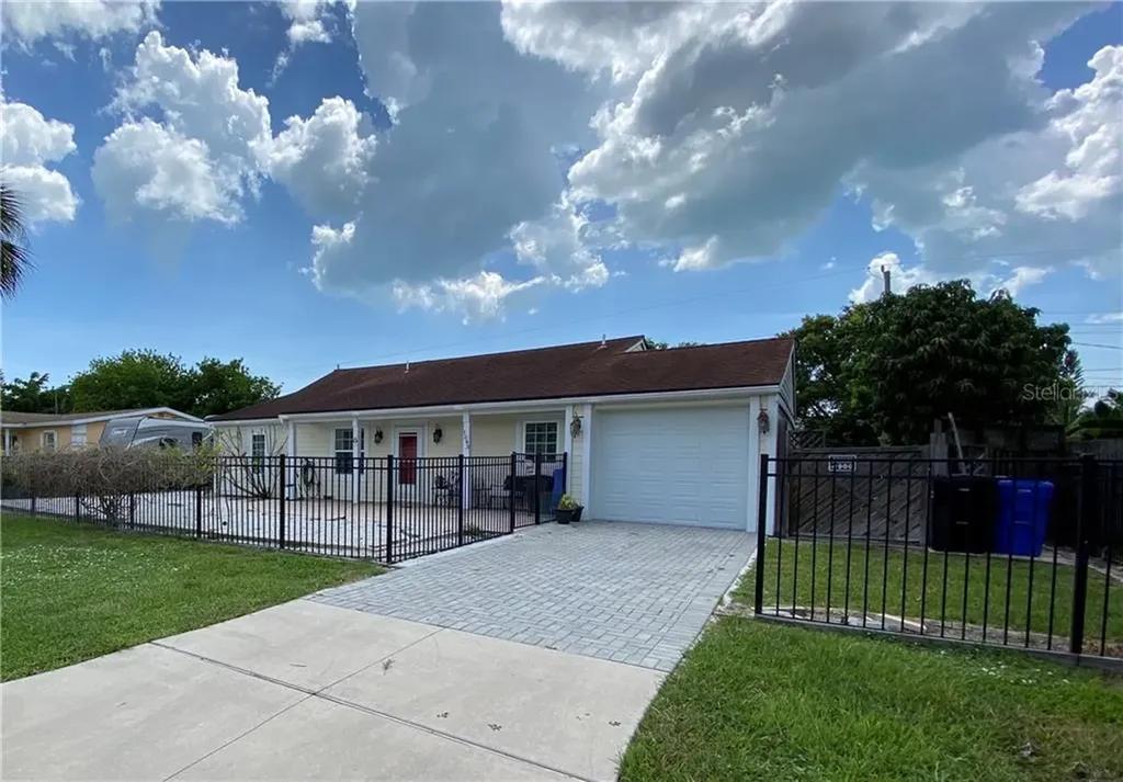 1043 Hope Street Venice FL 34285