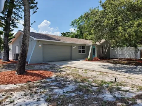 801 54th Avenue S St Petersburg FL 33705