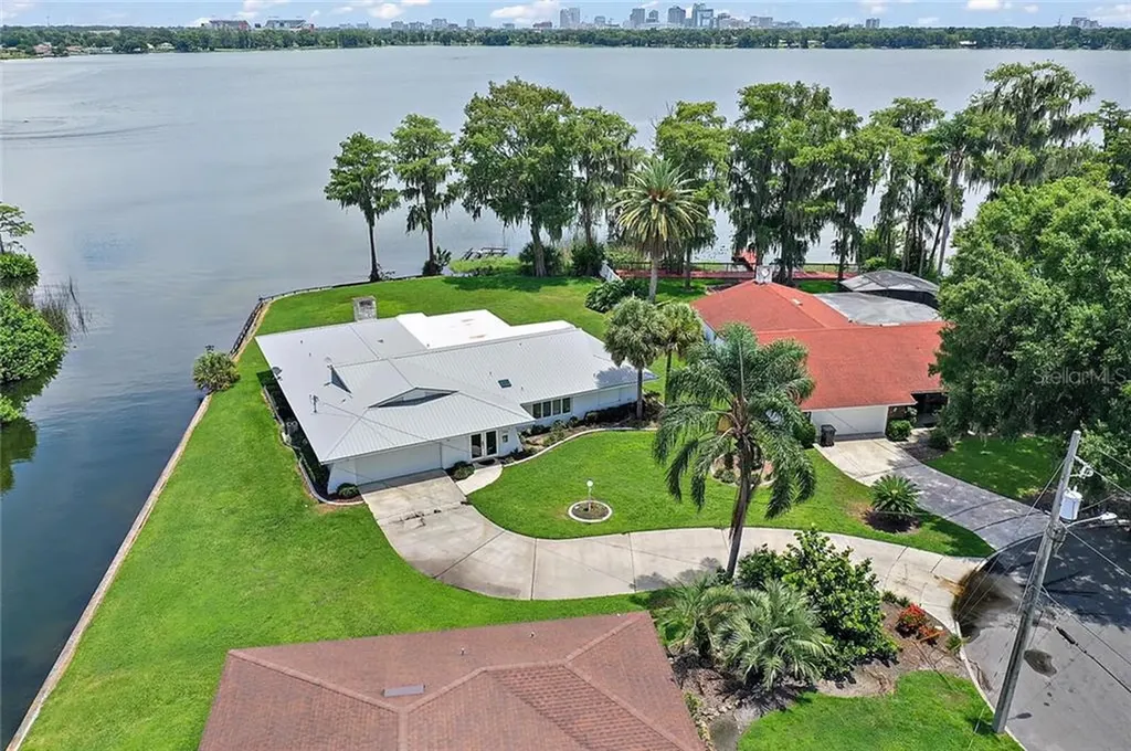 2205 Lauderdale Court Orlando FL 32805