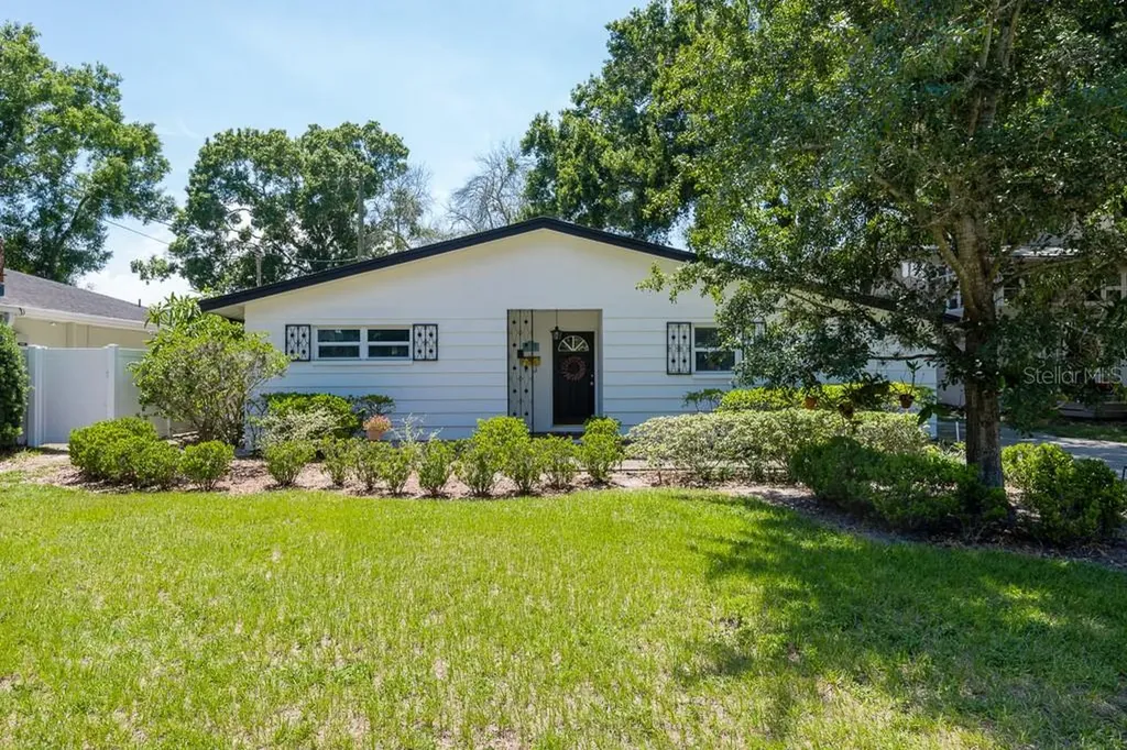 213 S Bradford Avenue Tampa FL 33609