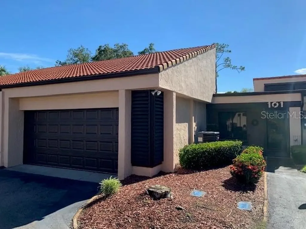 101 Seville Court S Plant City FL 33566