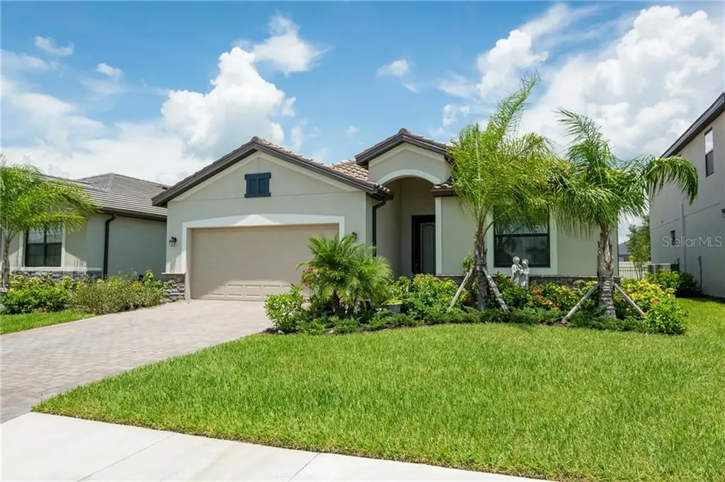 613 Fire Bush Court Bradenton FL 34212