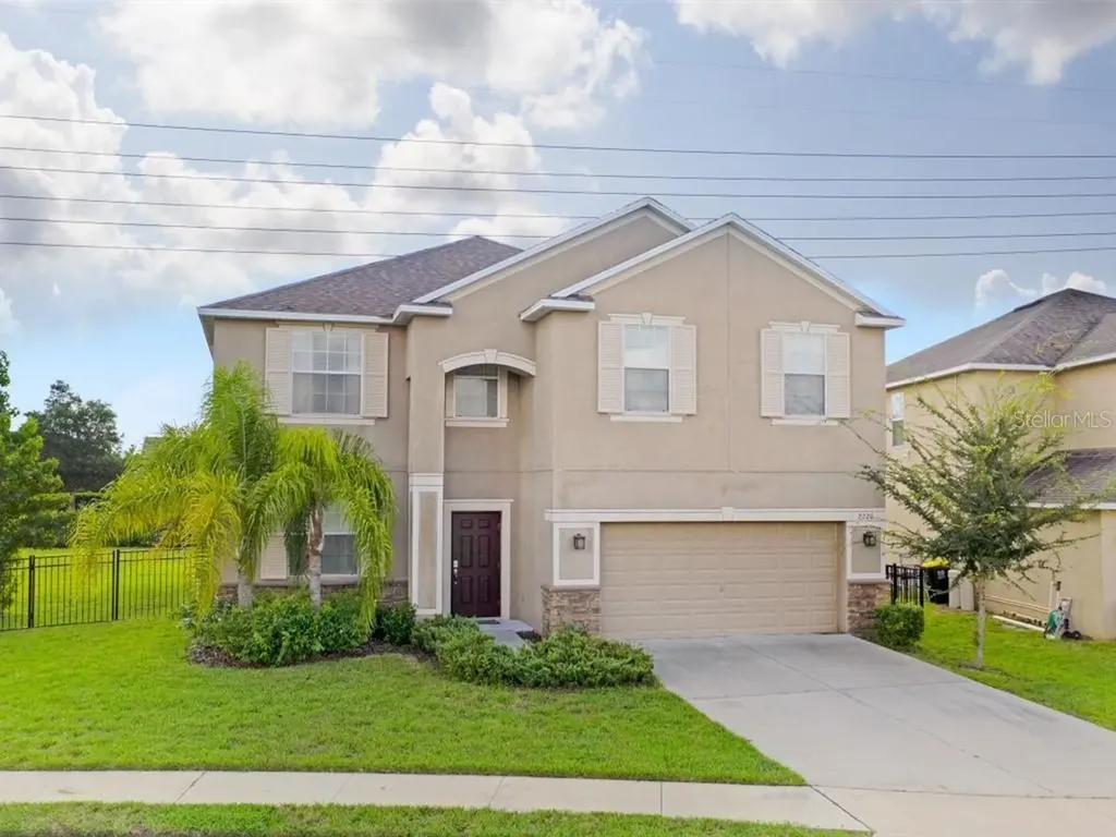 2220 Grantham Avenue Davenport FL 33837