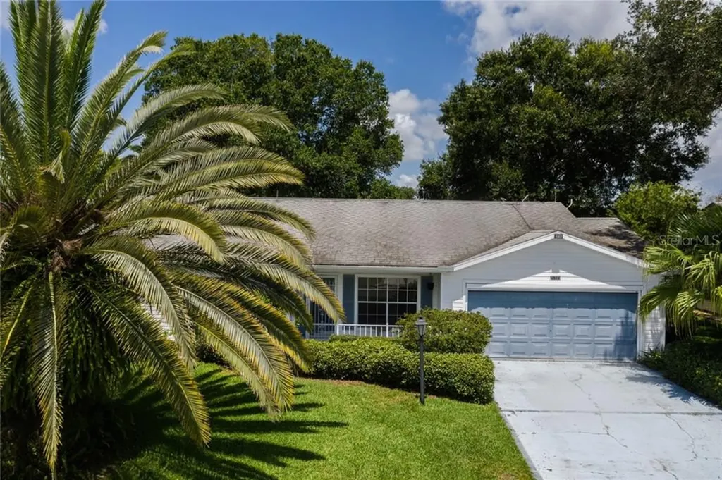 25725 Belle Helene Leesburg FL 34748