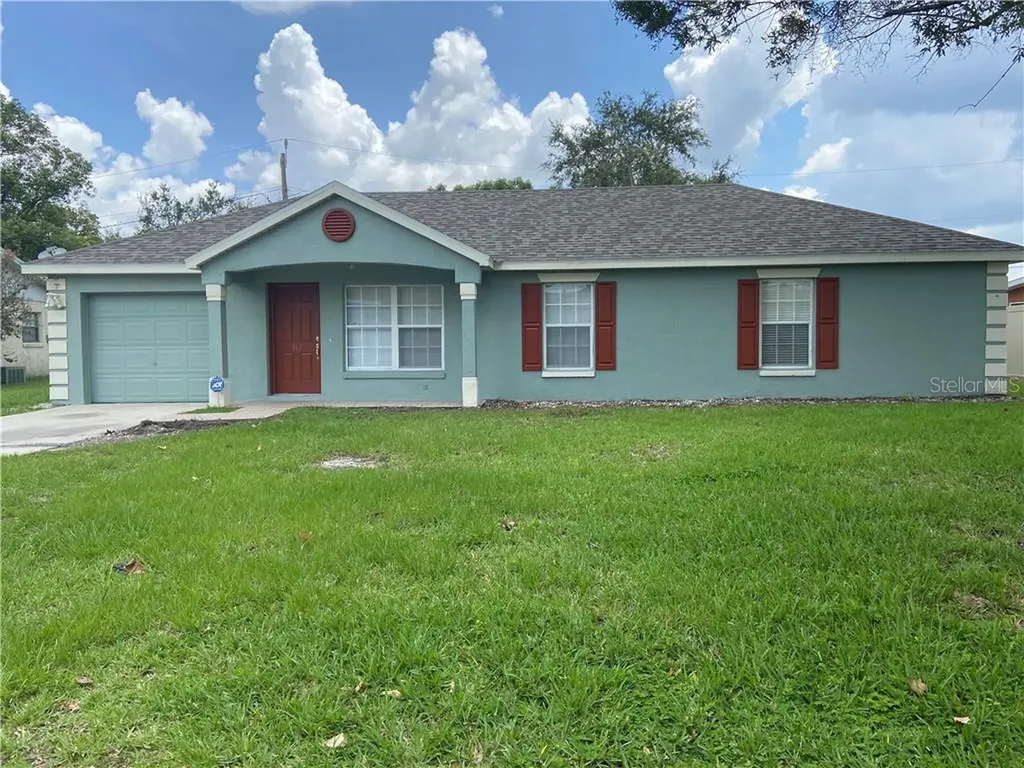 143 Floral Drive Kissimmee FL 34743