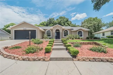 34004 Highland Road Leesburg FL 34788