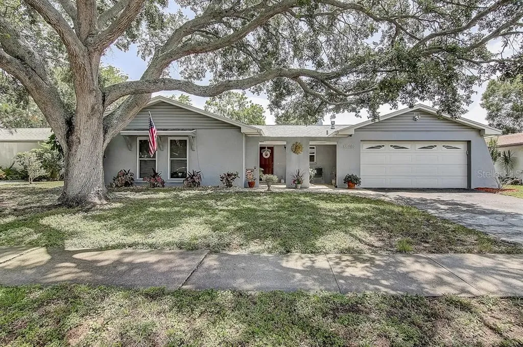 14983 Cromwell Drive Clearwater FL 33764