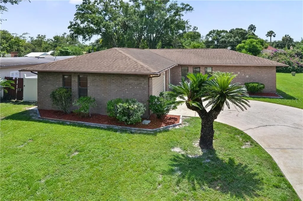 218 Delaware Avenue Saint Cloud FL 34769