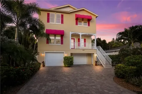 4847 Commonwealth Drive Sarasota FL 34242