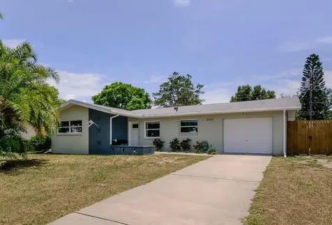 2305 Chaucer Street Clearwater FL 33765