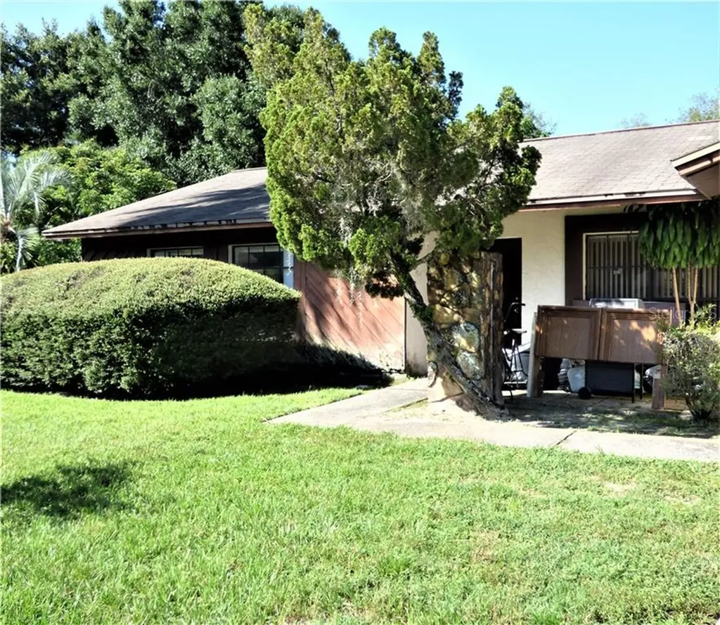 24014 Turtlerock Court Lutz FL 33559