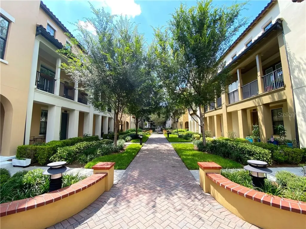 1817 Britlyn Alley Orlando FL 32814