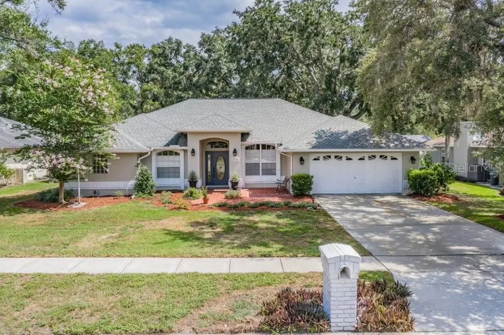 2511 Viny Court Tampa FL 33618
