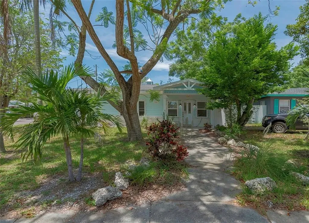 1331 Nebraska Avenue Palm Harbor FL 34683