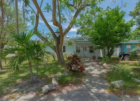 1331 Nebraska Avenue Palm Harbor FL 34683
