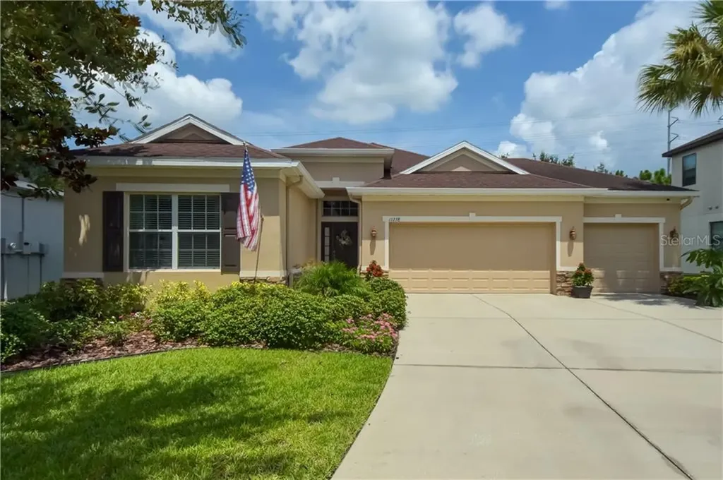 11238 Wembley Landing Drive Lithia FL 33547