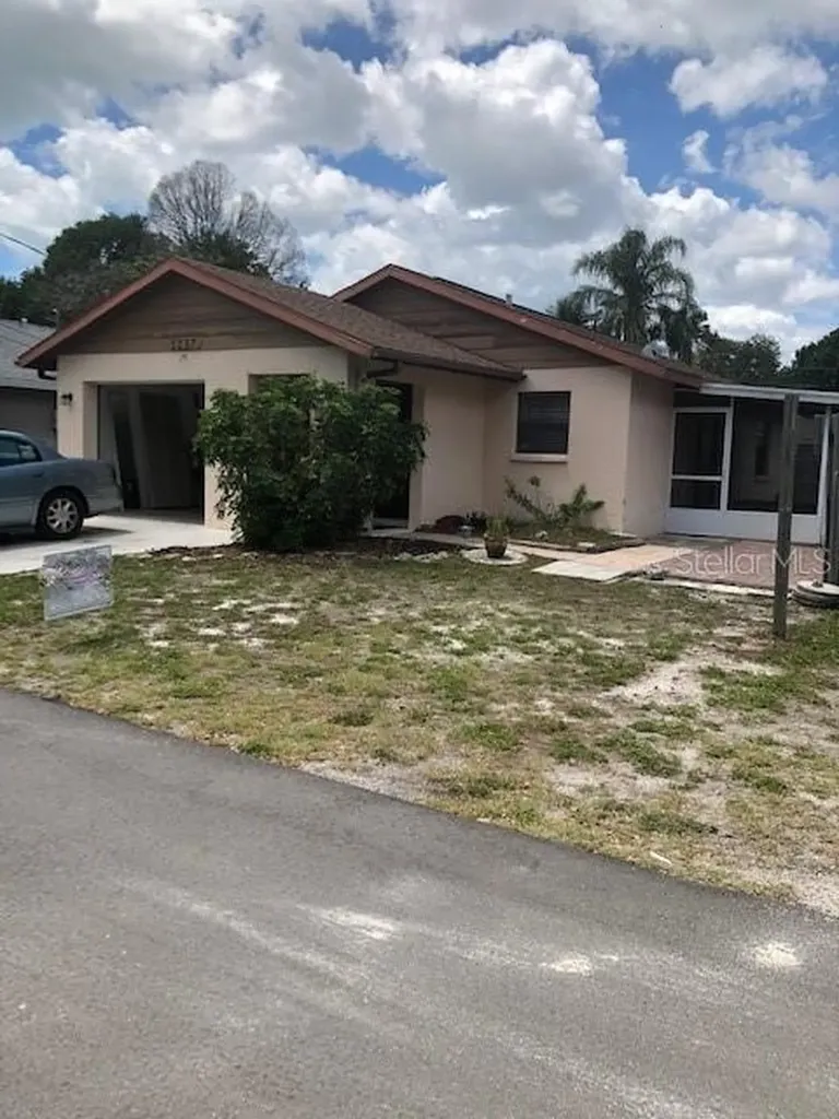2237 Benson Street Sarasota FL 34231