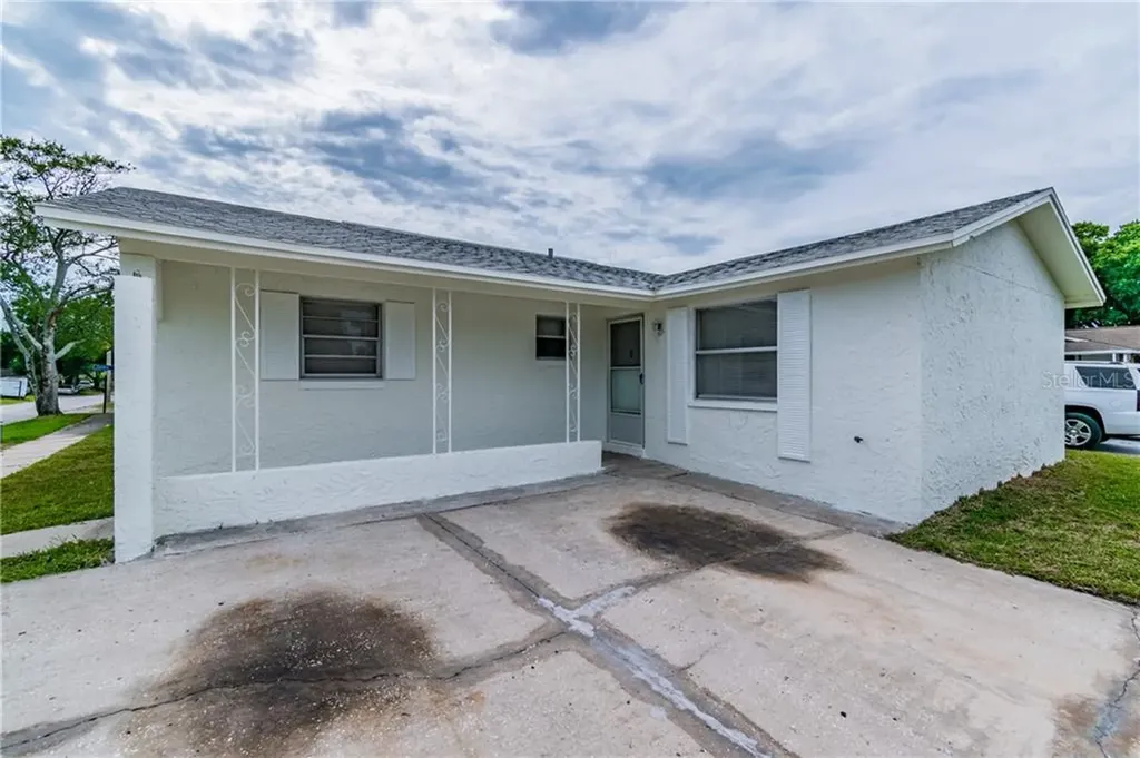 8708 Albion Court Tampa FL 33634