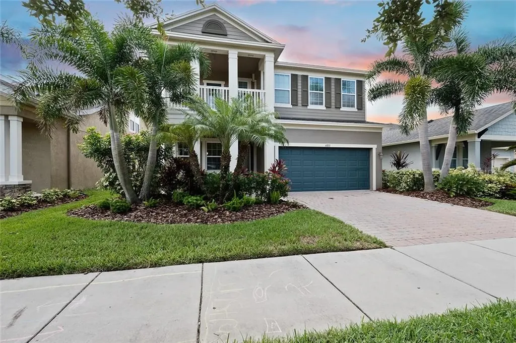 6833 Park Strand Drive Apollo Beach FL 33572