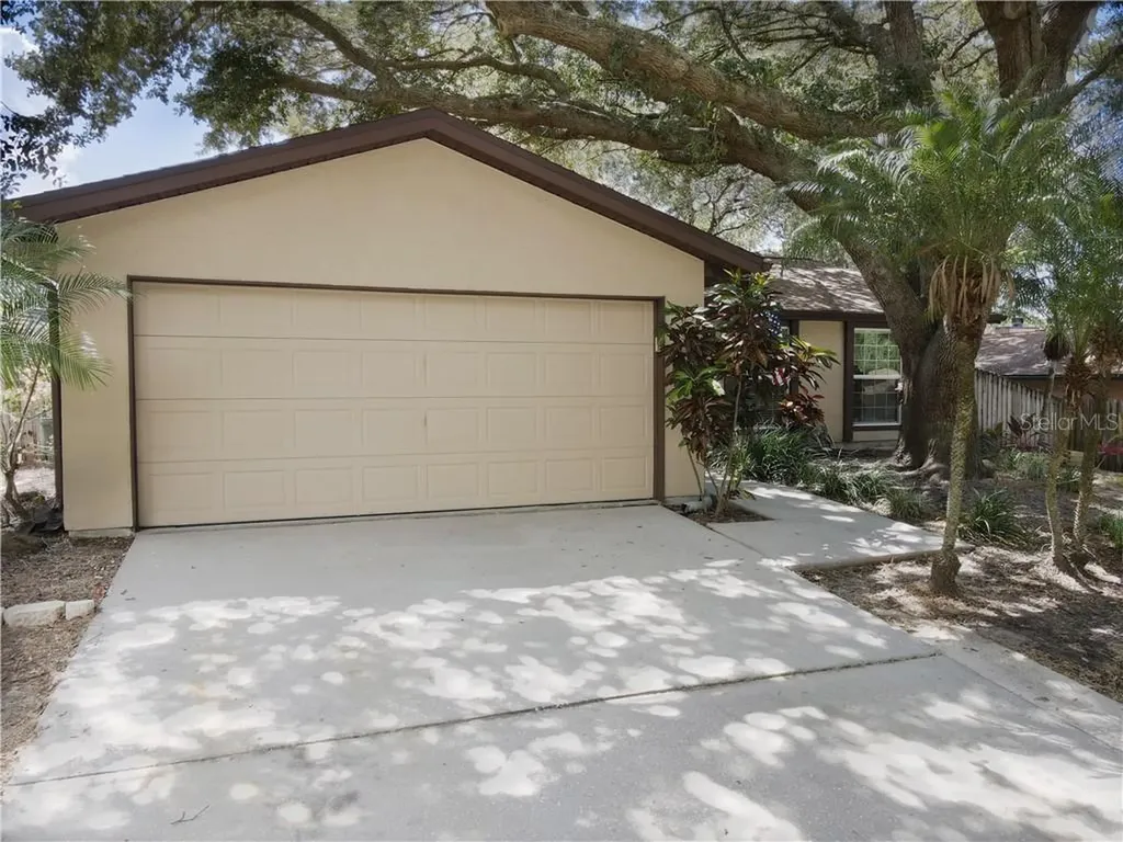 1420 Shadow Bay Lane Brandon FL 33510