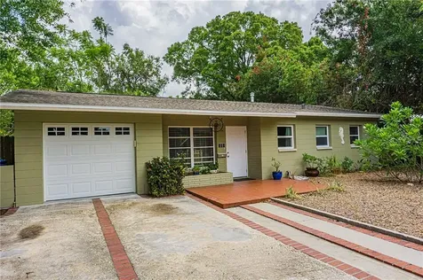 513 Hillside Drive S St Petersburg FL 33705