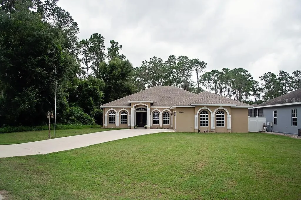 35004 Golden Tree Drive Leesburg FL 34788