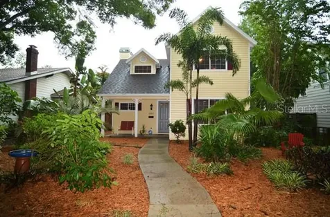 1163 25th Avenue N St Petersburg FL 33704