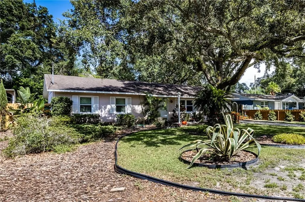11735 N Ola Avenue Tampa FL 33612