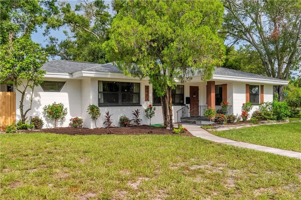 4124 17th Street N St Petersburg FL 33714