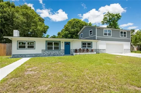 7047 39th Avenue N St Petersburg FL 33709