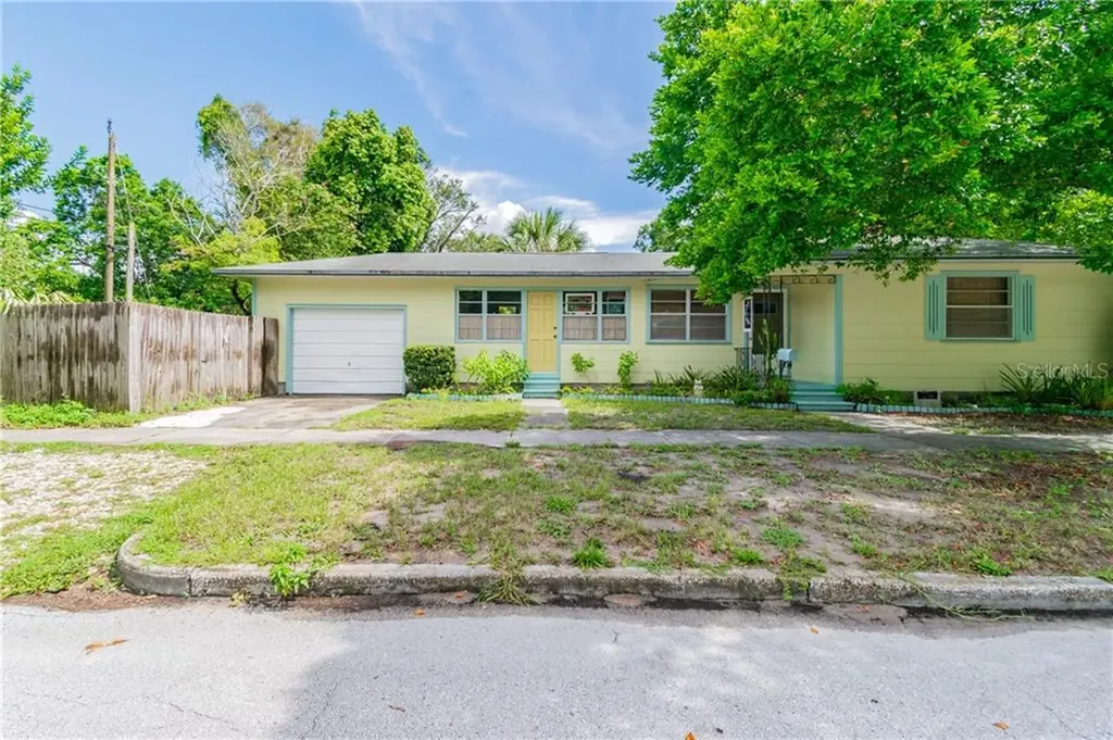 2584 14th Avenue N St Petersburg FL 33713