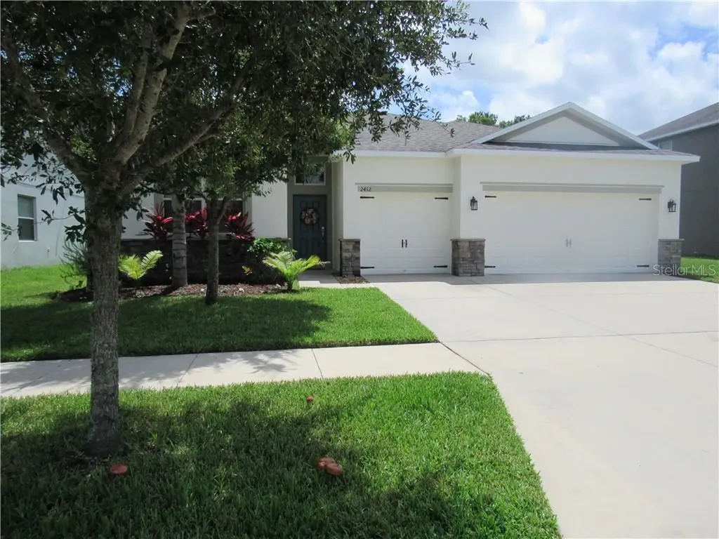 2412 Dakota Cliff Street Ruskin FL 33570